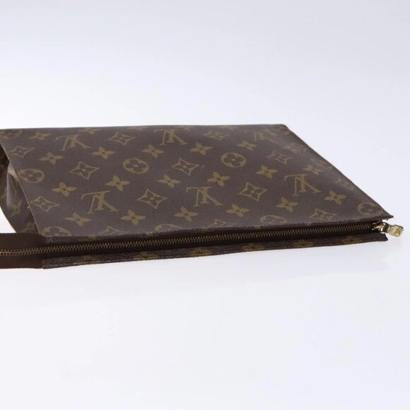 LOUIS VUITTON Monogram Poche Toilette 26 Pouch - Picture 4 of 14
